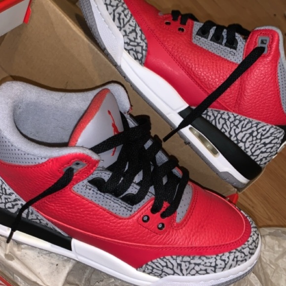 Jordan 3 fire red size 6